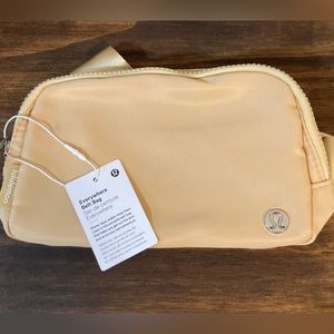Lululemon beltbag 1L